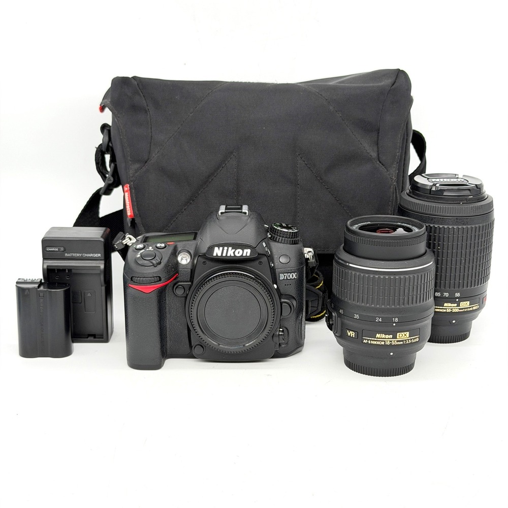 Nikon D7000 DSLR Camera Bundle 18-55mm 55-200mm Lenses Manfrotto Bag 9577 SC